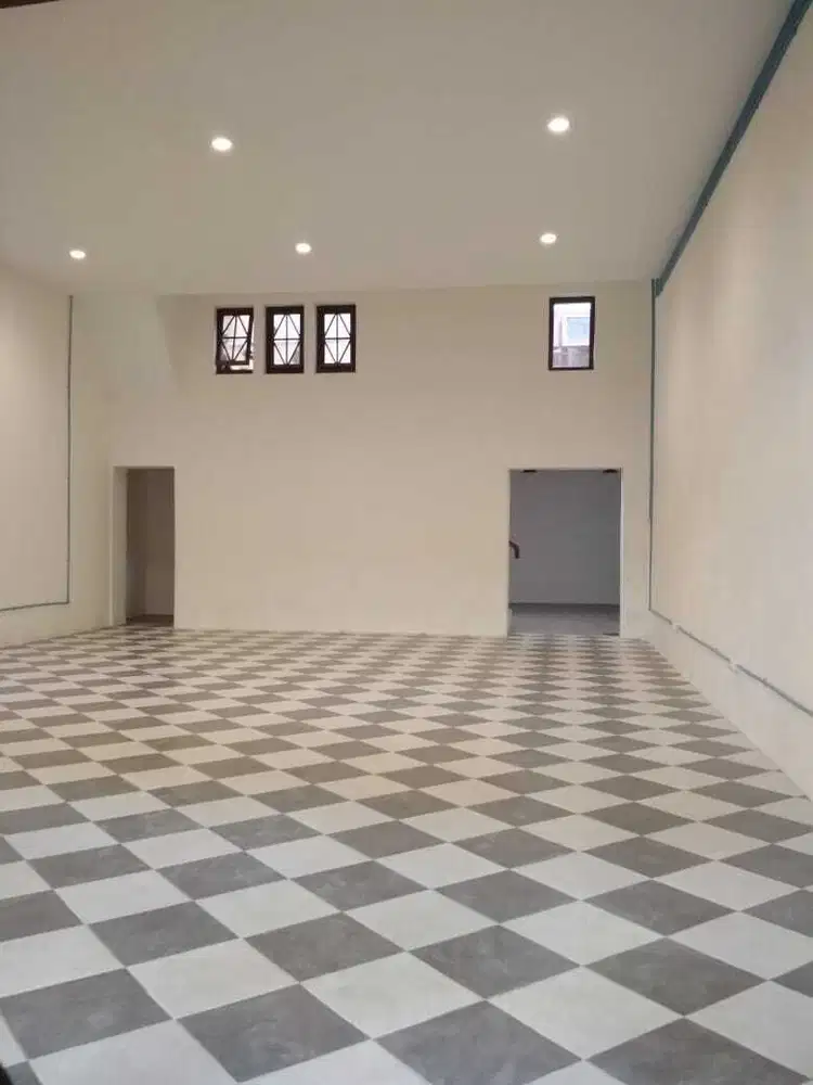 Ruko Pahlawan Luas Lebar di Tengah Kota Cocok Buat Kantor Restaurant