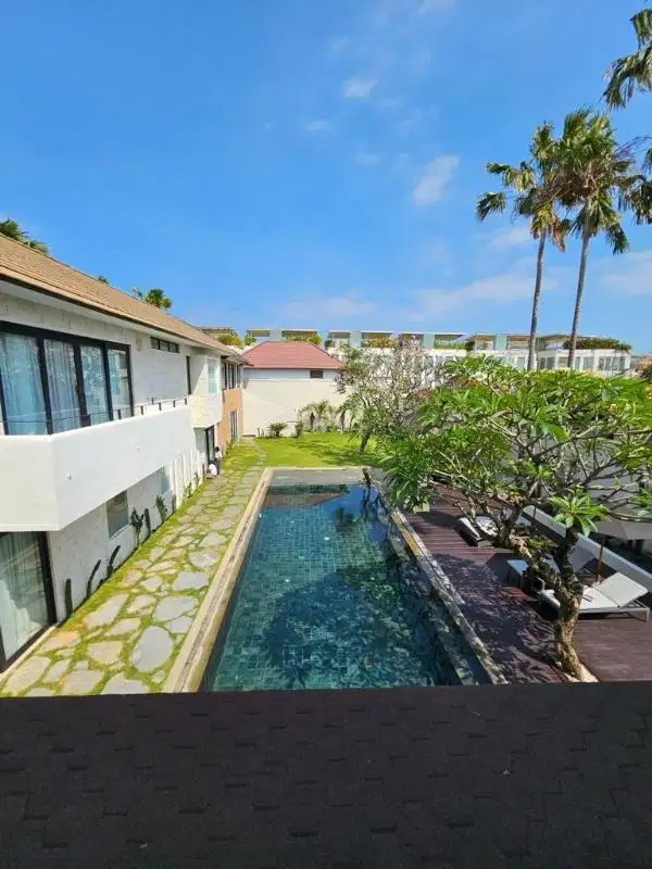 Nego, Luxury villa lingkungan cluster mewah di Seminyak