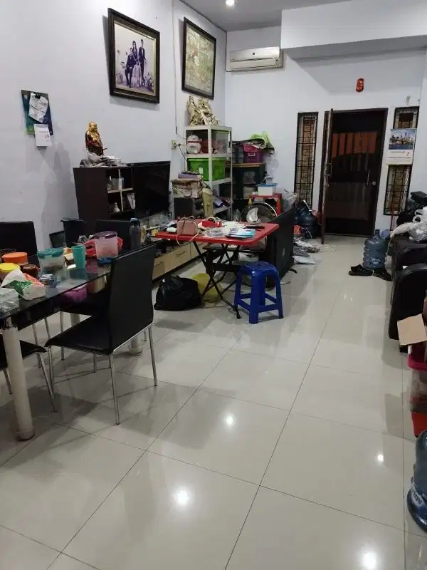 Dijual Townhouse Sidorukun Murah