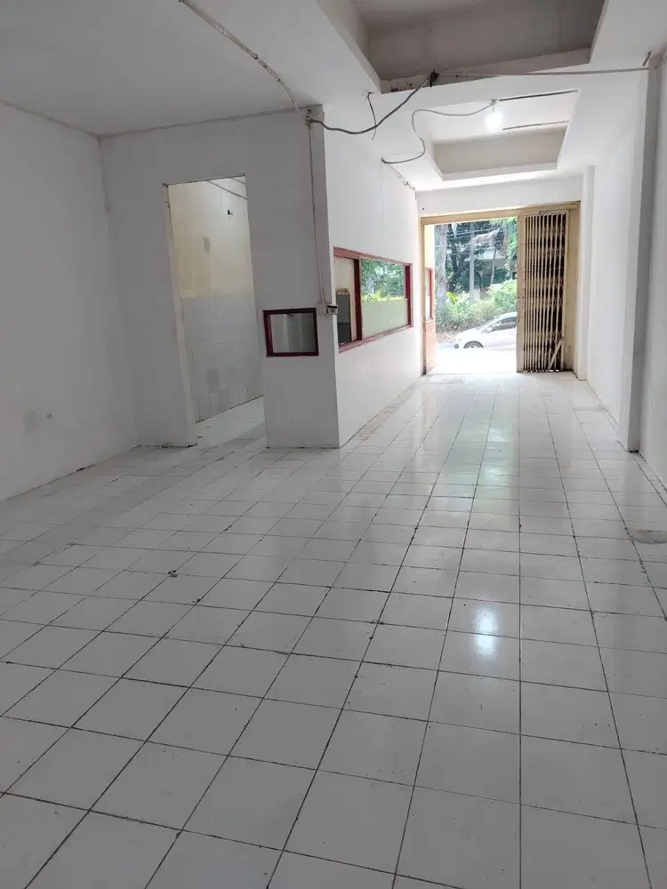Disewakan Ruko Siap Pakai Darmo Permai Timur