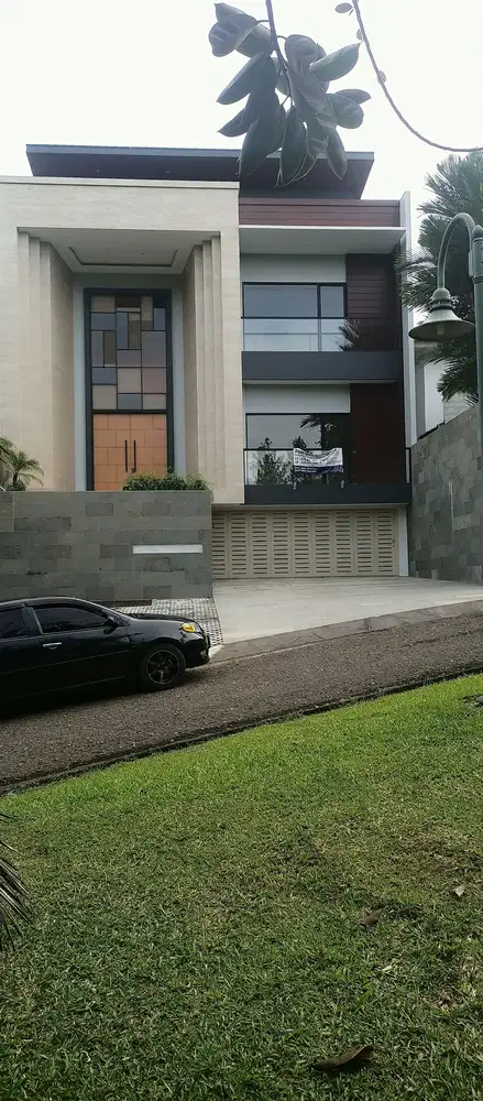 Rumah mewah siap huni