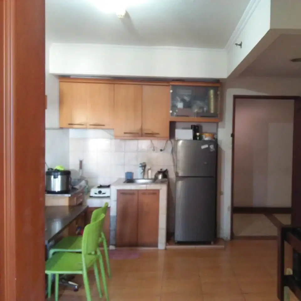 Jual Cepat (1 Minggu harus terjual). Apartemen di pusat metropolitan