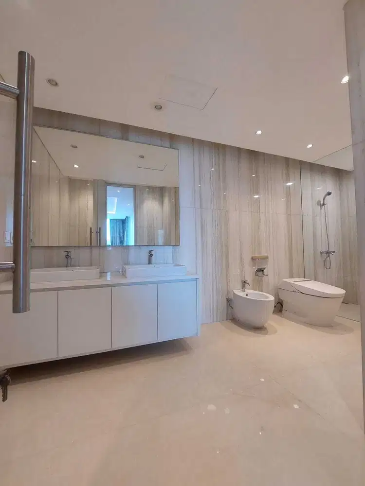 Di Sewa Apartment kemang village residence