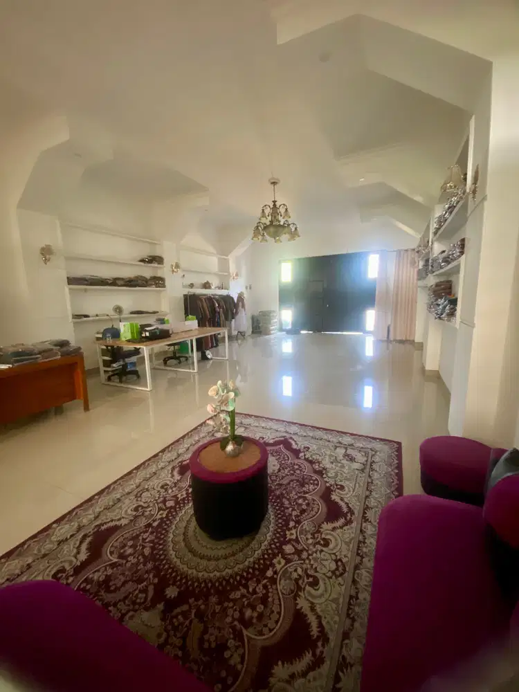 RUMAH MEWAH 2 LANTAI JALAN NASIONAL DI SAMPANG CILACAP JUAL CEPAT