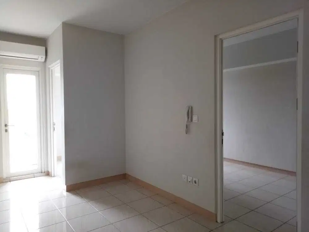 Disewakan 2 Bedrooms UnFurnish