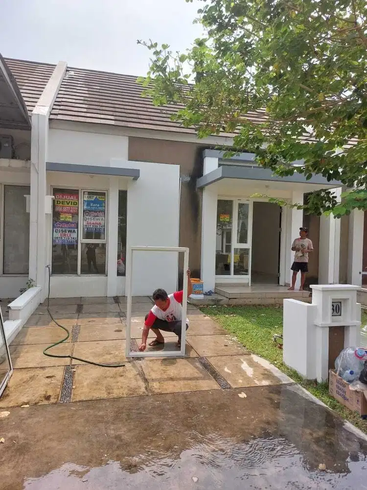Disewakan rumah 2 bed room di Suvarna Sutera