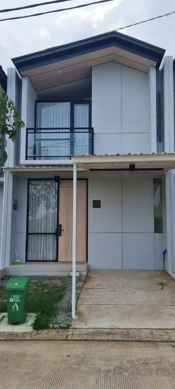 Rumah Baru dijual, Furnish, Nyaman, Strategis, Rolling Hills Karawang