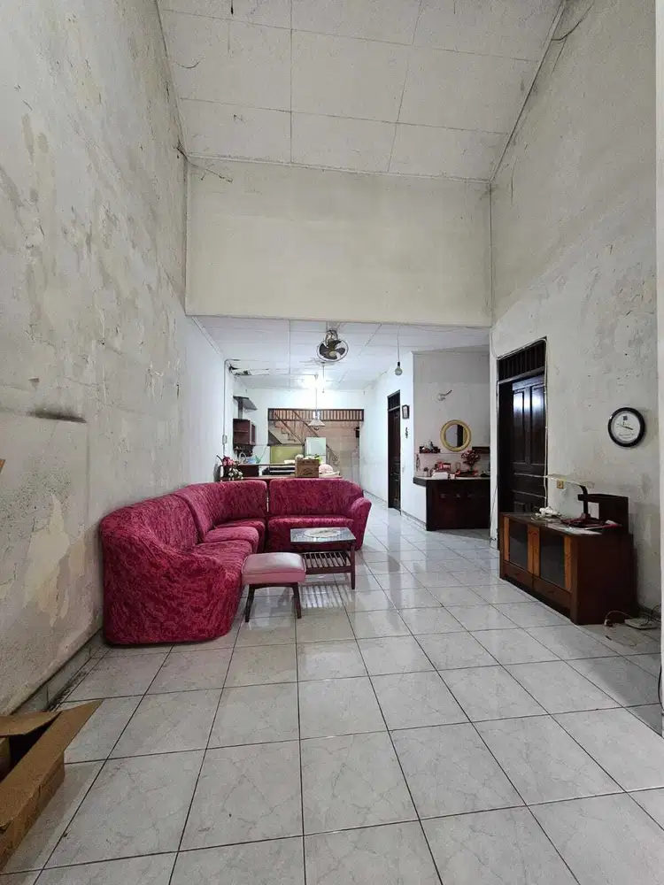 BEBAS BANJIR .Rumah di Taman Semanan Indah