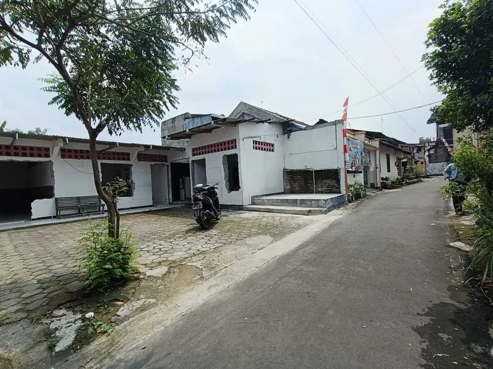 Tanah strategis bonus bangunan dekat kampus UGM & pasar Kolombo jakal