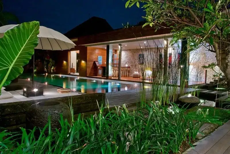 Luxury villa 4 kamar, Full furnish di seminyak