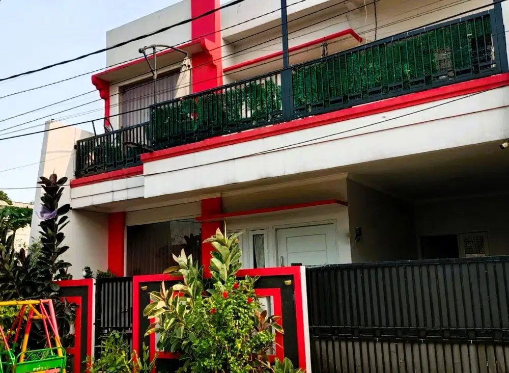 Dijual Rumah Bagus 2 Lantai di Mustika Jaya Bekasi Timur