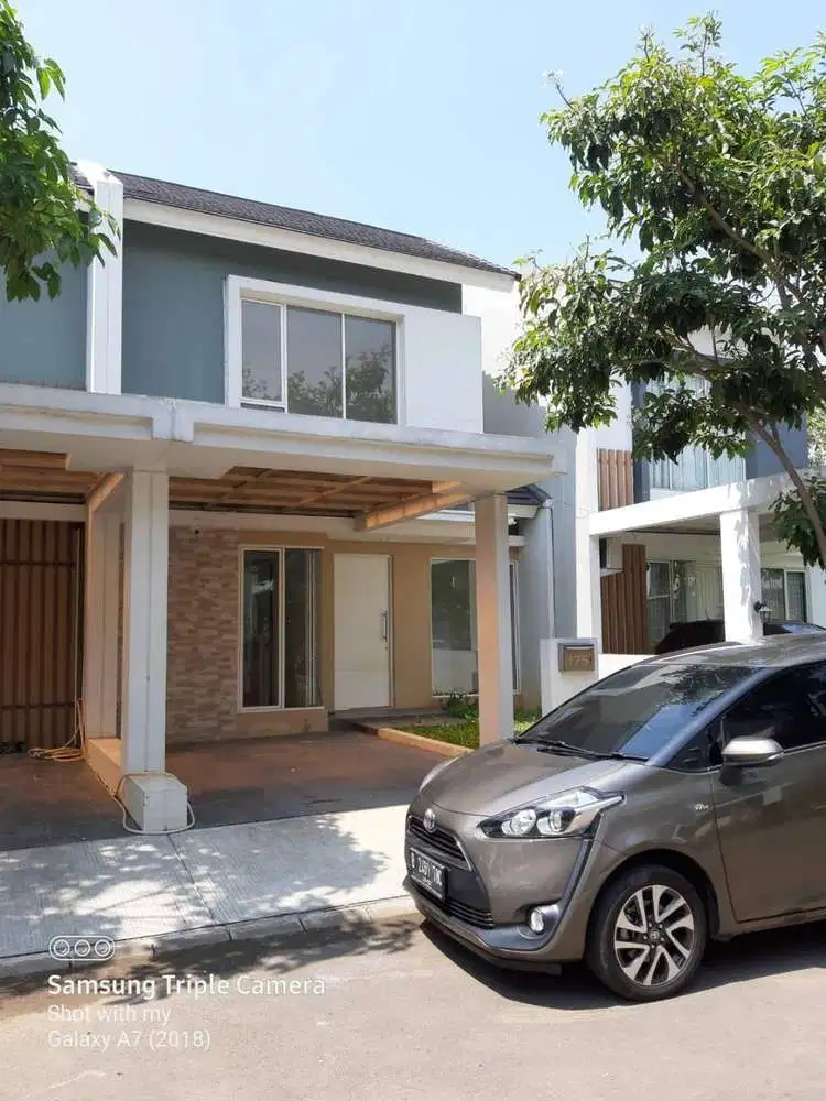 Di Kontrakan Rumah Full Purnish 2 Lantai di Grandtaruma Karawang Barat