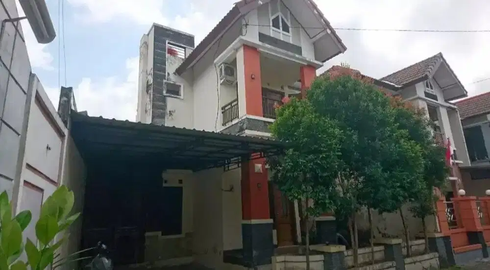 RUMAH SIAP HUNI DALAM PERUM DEKAT KOTA AKSES MUDAH