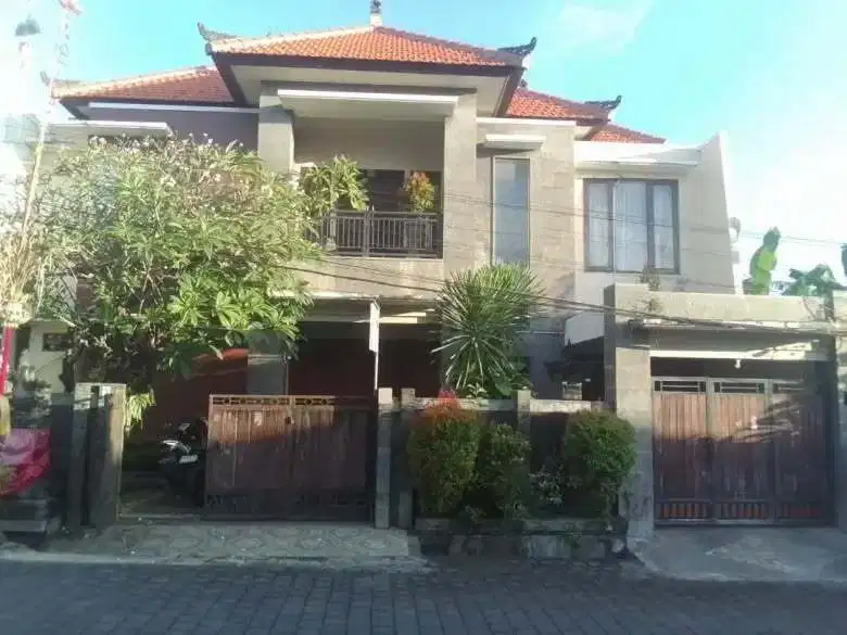 Rumah 5 Kamar di Lokasi Strategis Padang Sambian