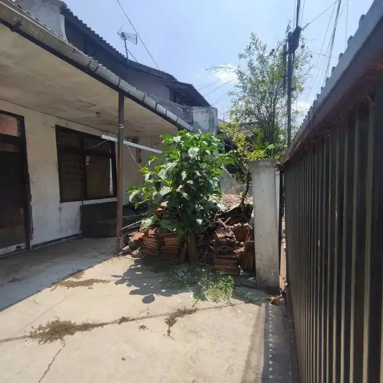 Jual Rumah Lama Turangga / Tanah di sayap Buah Batu Bandung
