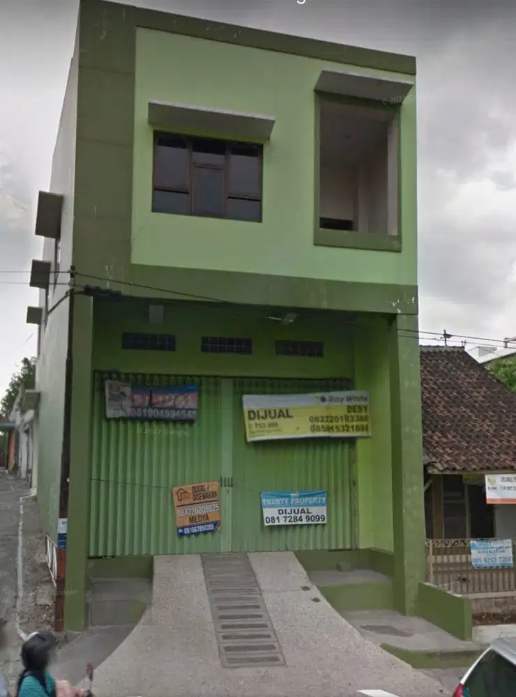 Ruko baru samping Dr Oen kandang sapi