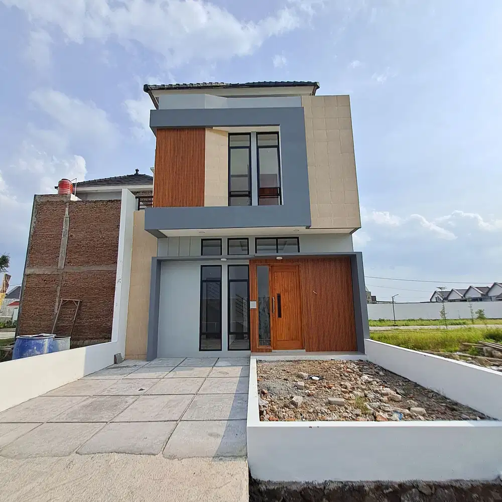 JUAL RUMAH BARU TINGKAT CLUSTER SOLOBARU 530 JUTA TYPE 60/70