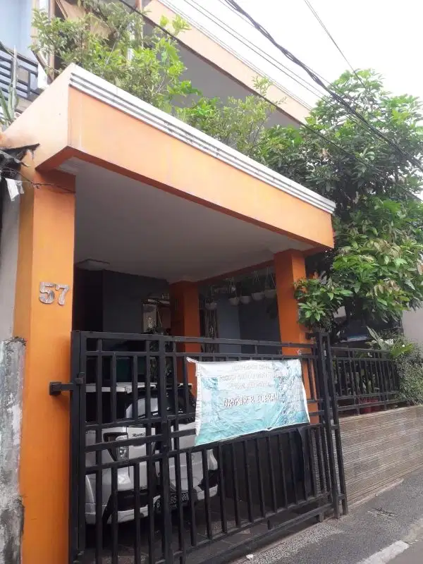 Dijual Rumah Secondary Siap Huni 2 lantai Ciracas Jakarta timur