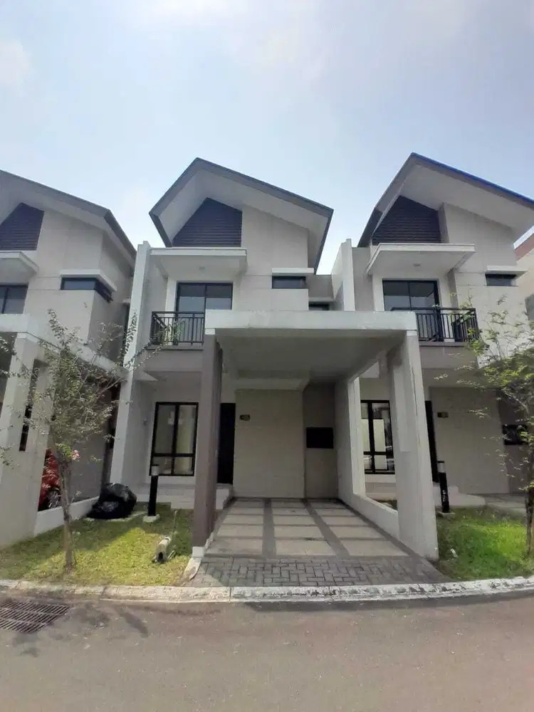 Turun Harga Rumah Cantik 2 Lantai di Podomoro River View SHM