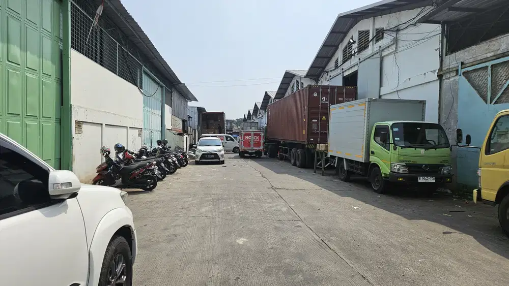 Gudang Kapuk Nusa Indah Luas 1300 Dekat Peternakan Prima Center