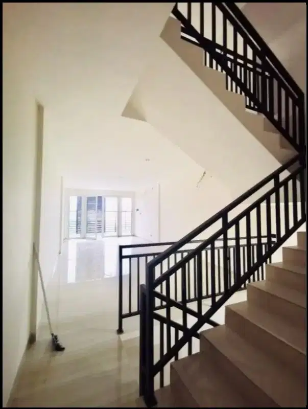 sewa cepat ruang usaha ruko dewi sartika jakarta timur