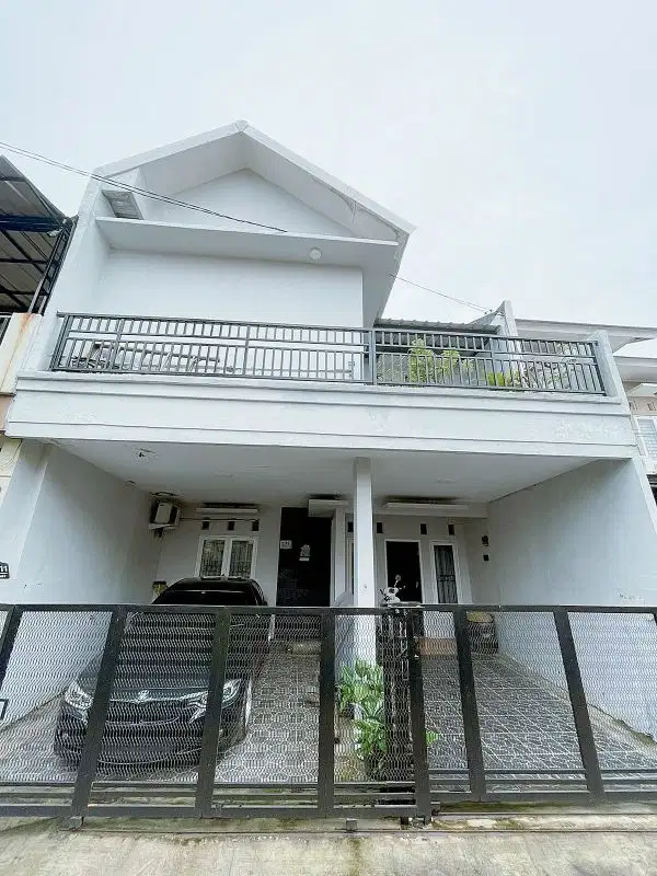 Rumah Bagus di Jatiwaringin Pondok Gede Bekasi