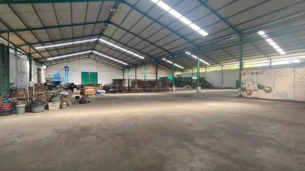 Disewakan Gudang beserta Tanah Kosong di Ir.Sutami