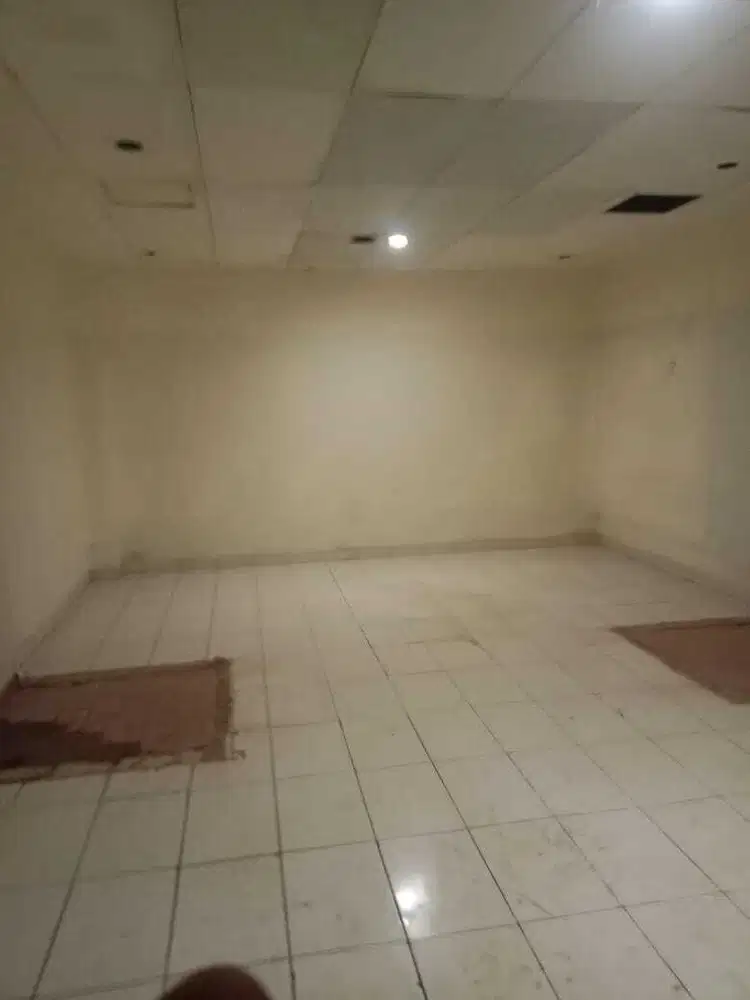 Ruko 4 Lantai Di Hayam Wuruk Strategis Di Jakarta Pusat