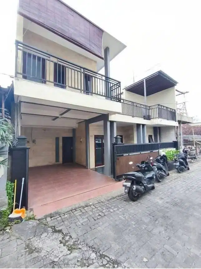 Rumah 2 Lantai Minimalis, Buana Raya Denpasar Barat
