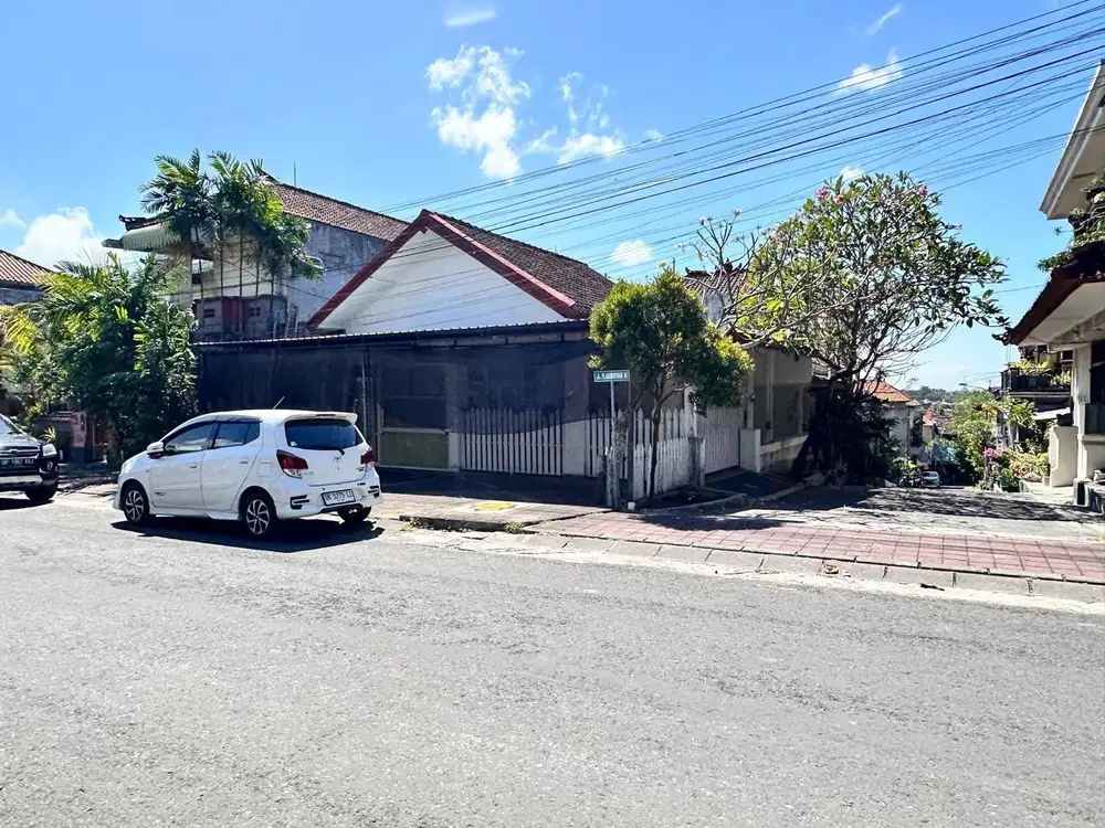 Rumah Strategis Kawasan PREMIUM Jl Siligita Nusa Dua