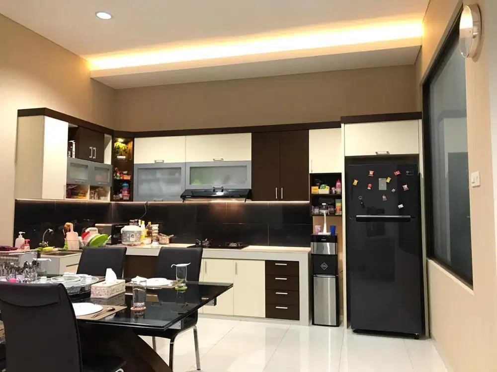 Rumah Bagus Siap Pakai Dekat Sekolah BINUS diPerumahan Puri Anjasmoro