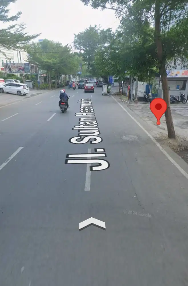 RUMAH/RUKO JL SULTAN HASANUDDIN MAKASSAR