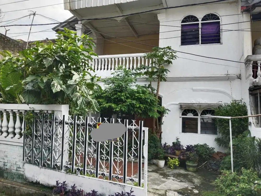 Dijual Rumah Luas Dua Lantai Di Jaksel