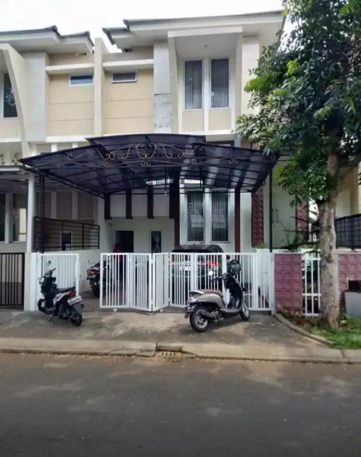 DIJUAL RUMAH 3 LANTAI DI GRAND WISATA BEKASI