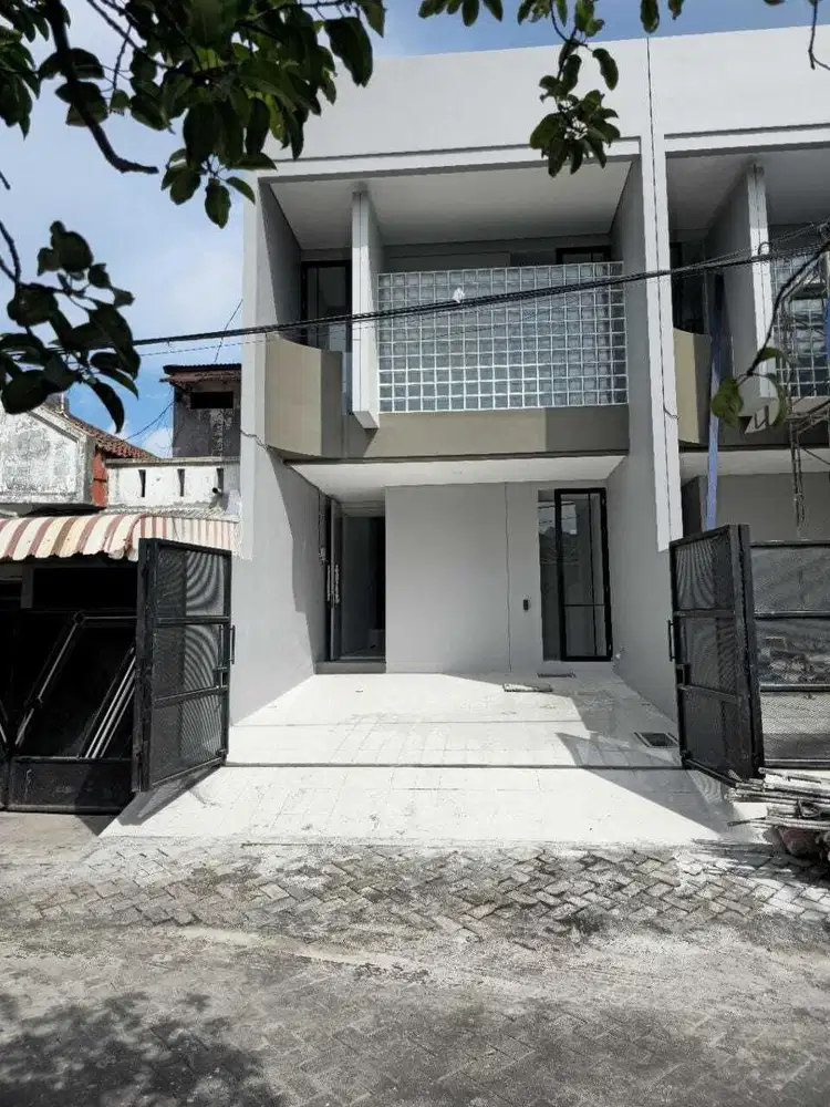 Dijual Rumah Baru Gress Sutorejo Tengah 3 KM Surabaya