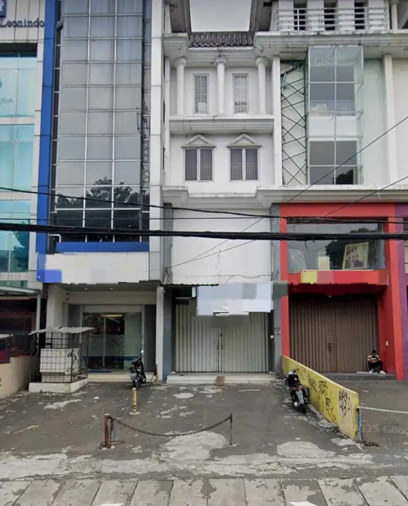 Ruko Raya Radio Dalam