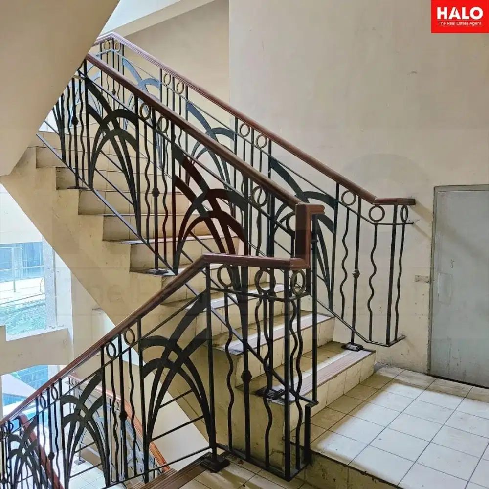 GEDUNG OFFICE GAJAH MADA