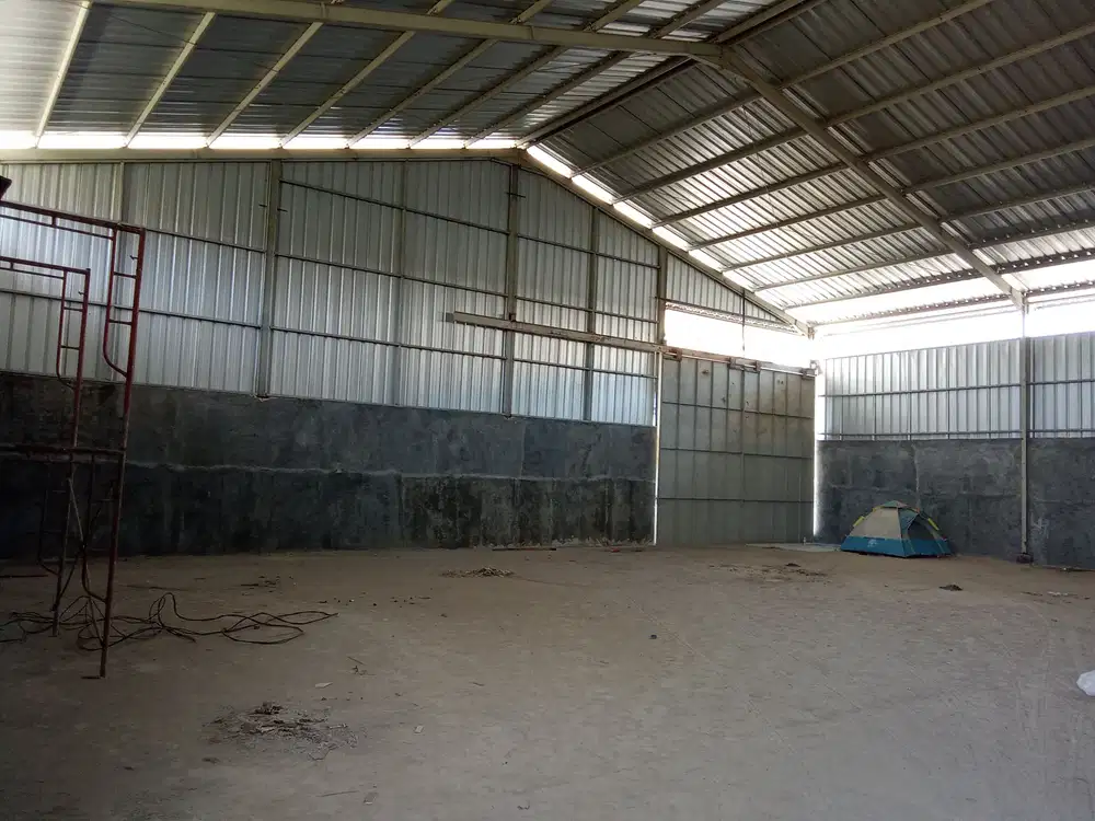 GUDANG LUAS 750M2 DI JL SOEKARNO HATTA, BANDAR LAMPUNG