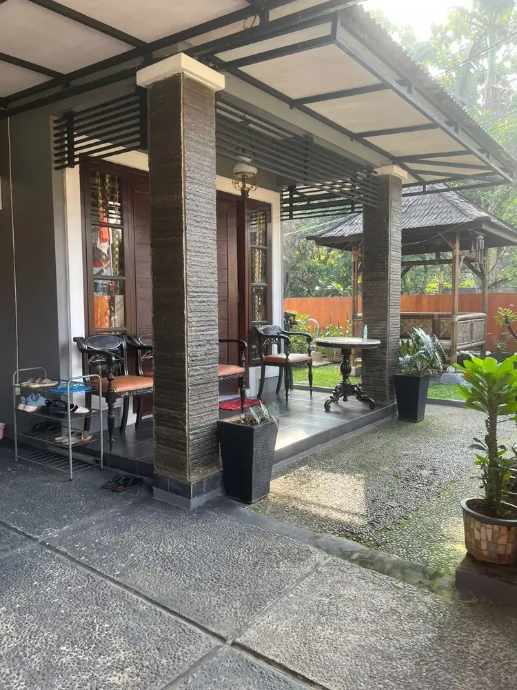 Jual cepat rumah siap huni di komplek Villa pamulang mas