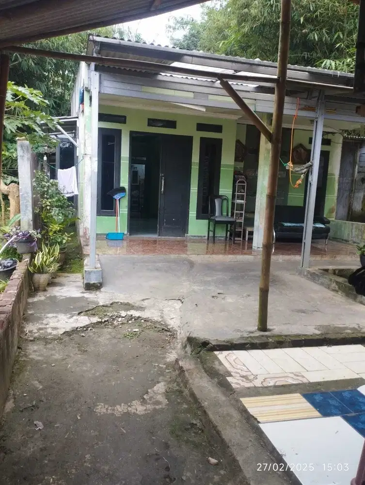 Rumah di Tigaraksa Tangerang Halaman Luas