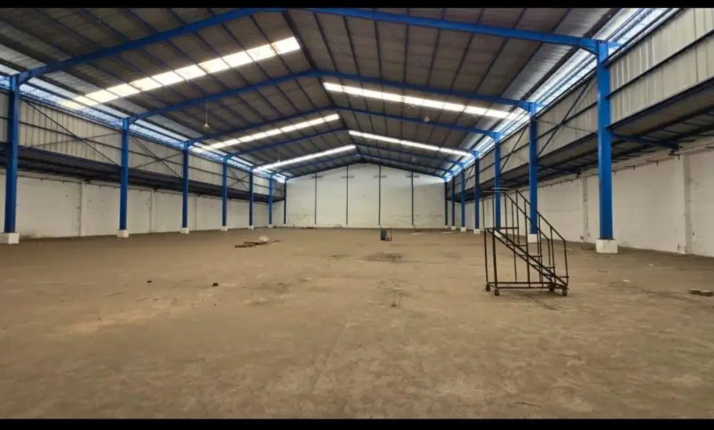 Gudang Besar, Strategis dekat Pelabuhan Tanjung Priok Jakarta