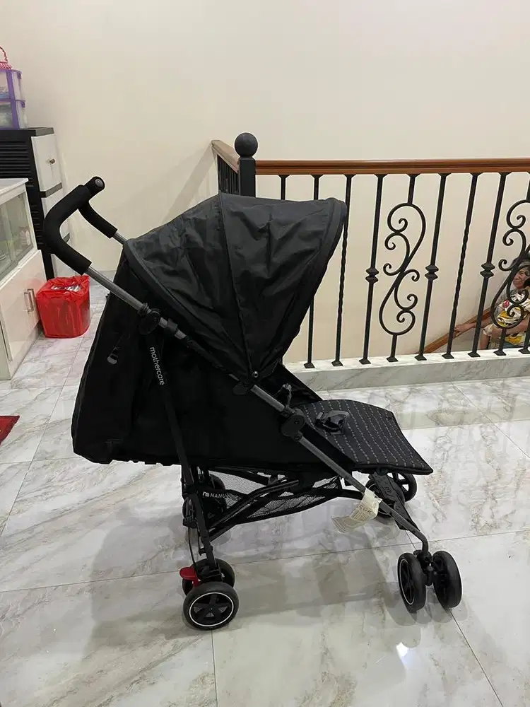 STROLLER MOTHER CARE NANU BLACK STRIP