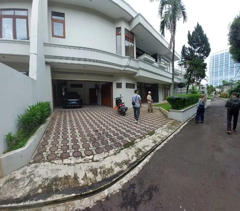 Disewakan rumah lux untuk rumah bisa kantor