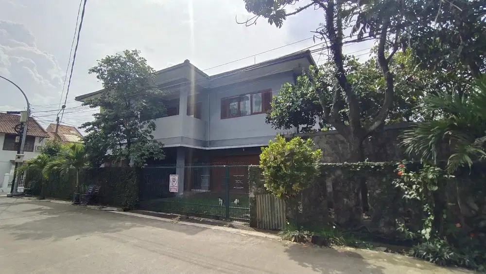 Turun Harga, Komplek Pasir Pogor Indah ! Rumah 2 Lantai Minimalis Luas Terawat Siap Huni