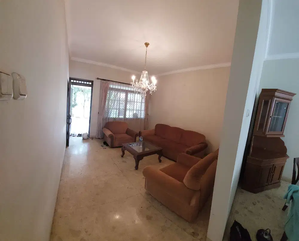 Disewakan Rumah / Kantor di Tanjung Barat TB Simatupang