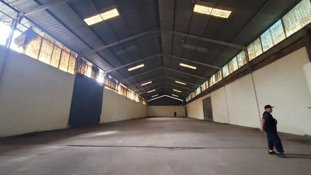 Sewa Gudang Waylunik Panjang , Bandar Lampung