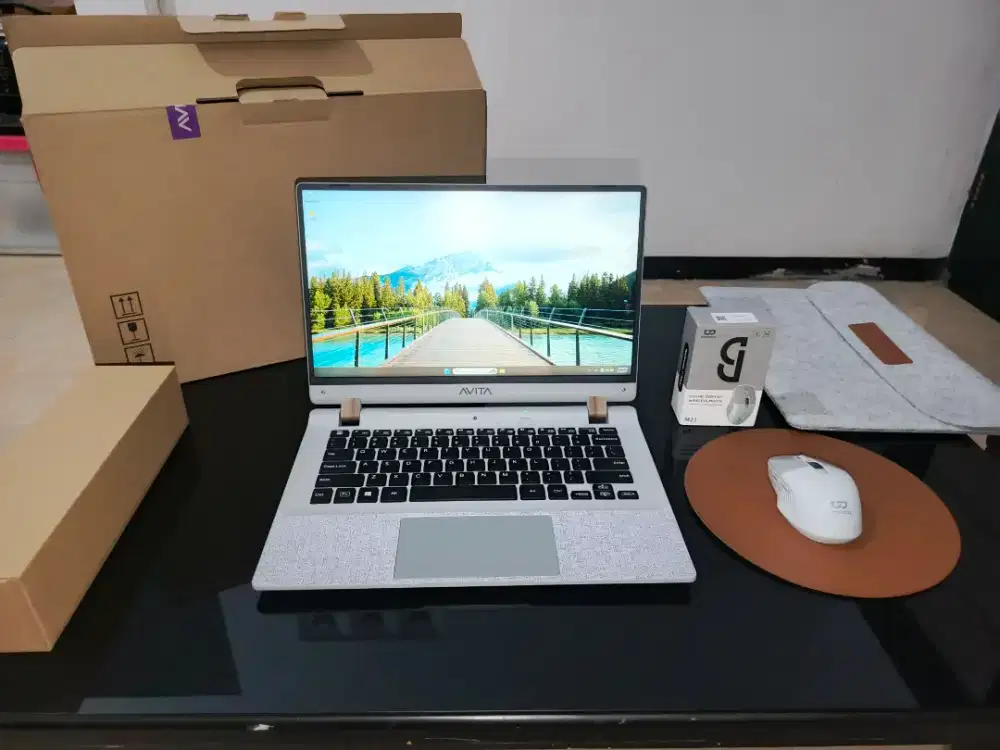 AVITA ESSENTIAL 14 | CELERON N4020 | 4GB/128GB SSD | CONCRETE GREY