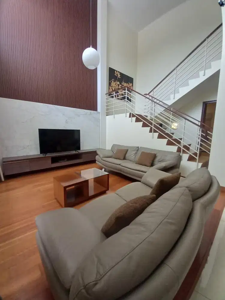 Fast Sale! Rumah Tinggal Lux Dan Nyaman Di Kota Baru Parahyangan, Bdg