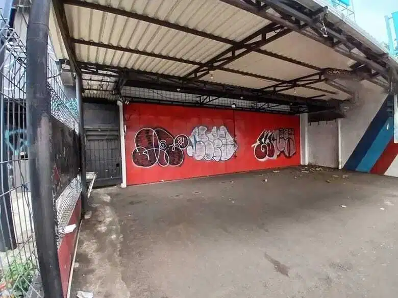 Ruang Usaha Raya Fatmawati Bisa Showroom Resto  Ekspedisi