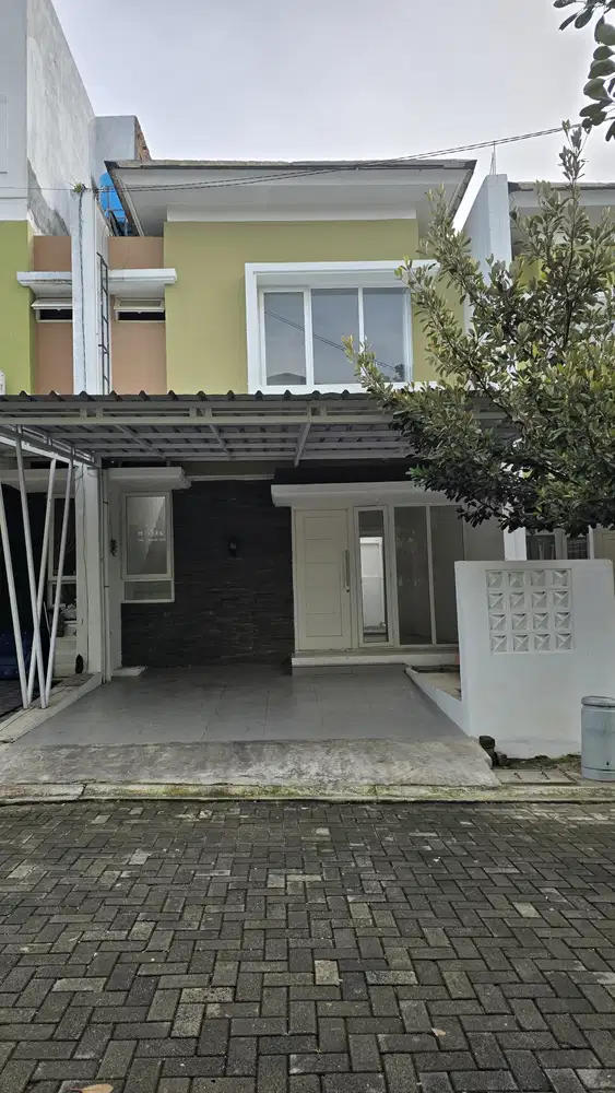 Rumah 2 Lantai Siap Huni di Springhill Kemiling Bandar Lampu